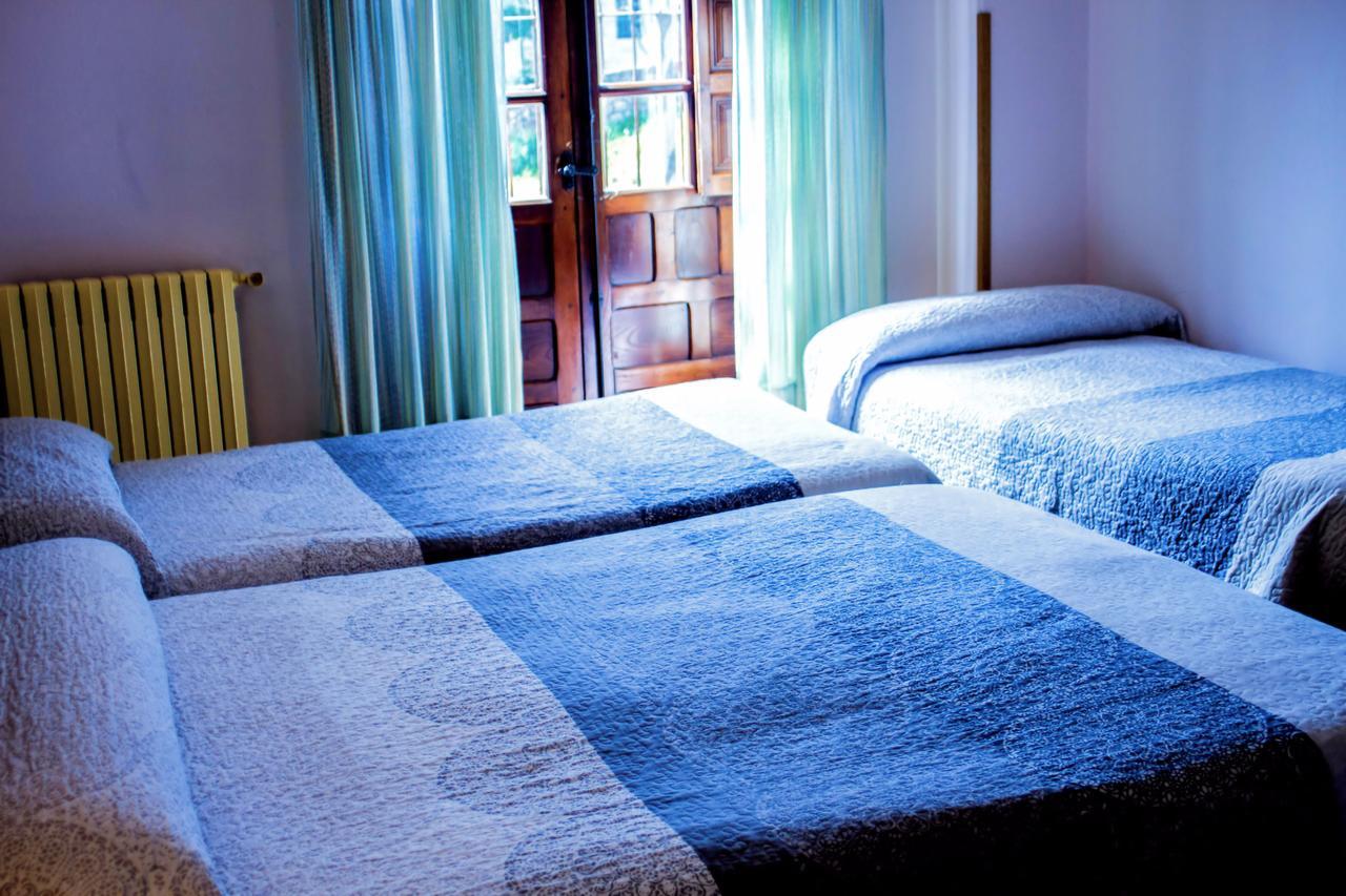 Hotel Los Angeles Santillana del Mar Exteriör bild